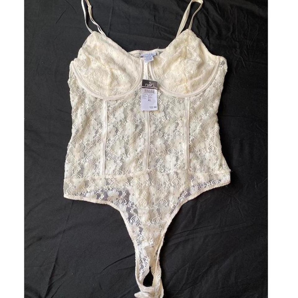 brand new laced bodysuit, size xl! ♡